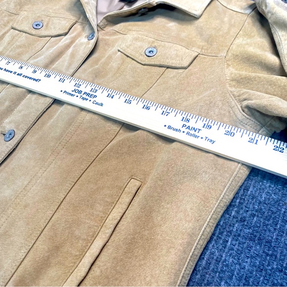 Eddie Bauer Women’s Genuine Leather/Suede Coat - Picture 10 of 12